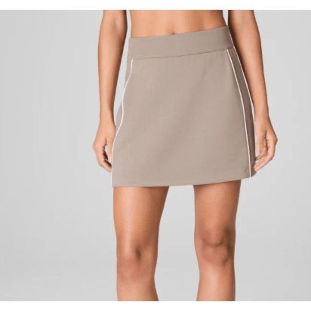 SPANX Taupe Athletic Skort with White Piping